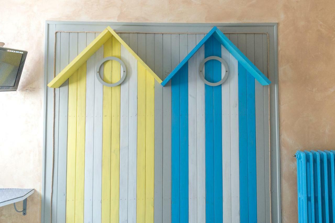 Bed and Breakfast L'Escale Marine - Couette et Café La Rochelle  Exterior foto